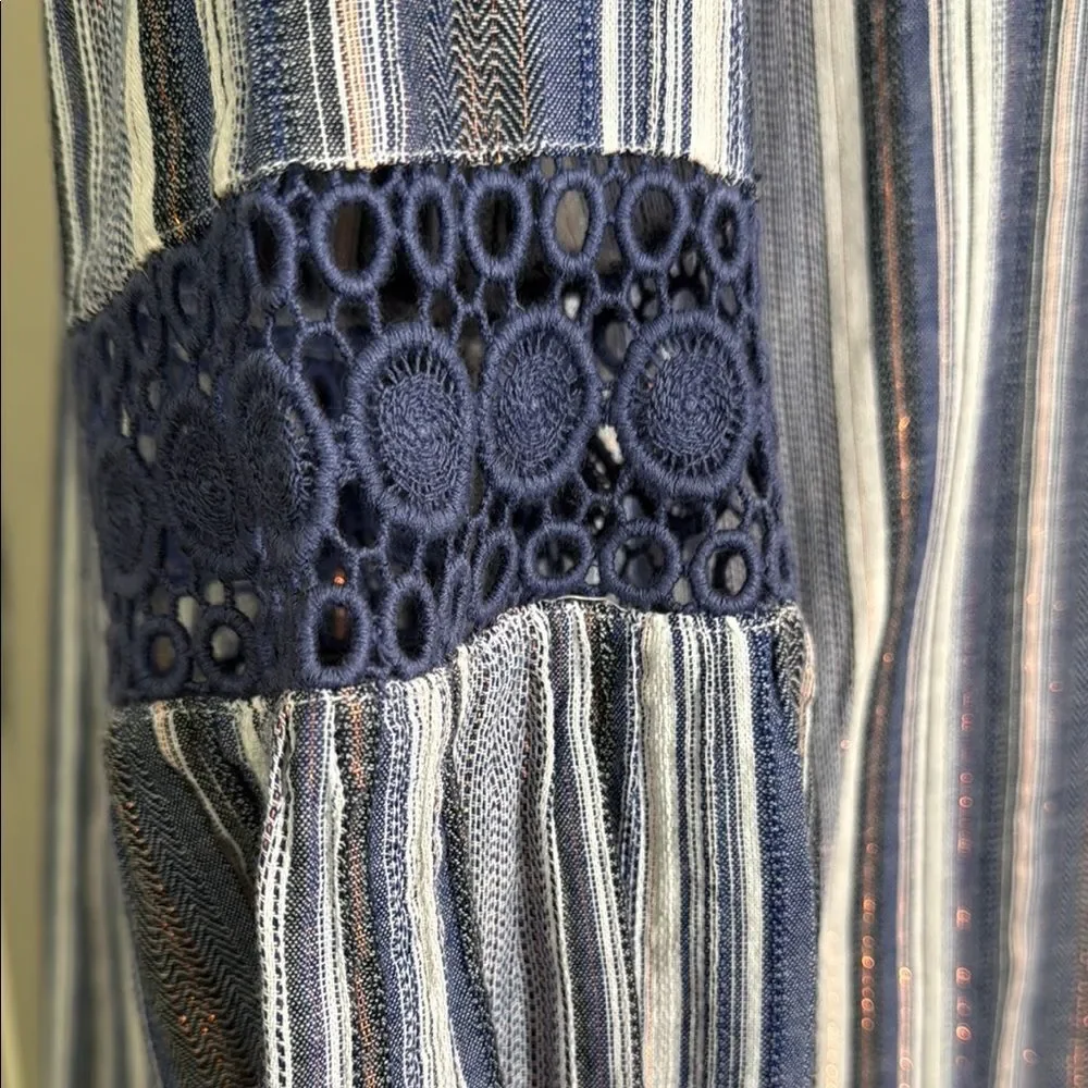 crown & ivy stylish tunic